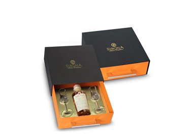 Distilleria Sibona - Gift box 1 bt. 50cl Grappa di Nebbiolo with 2 glasses
